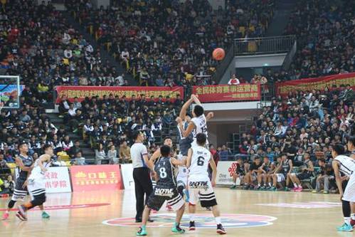 中国著名篮球解说员卫平·布莱恩特（张合理）爆笑经典解说语录